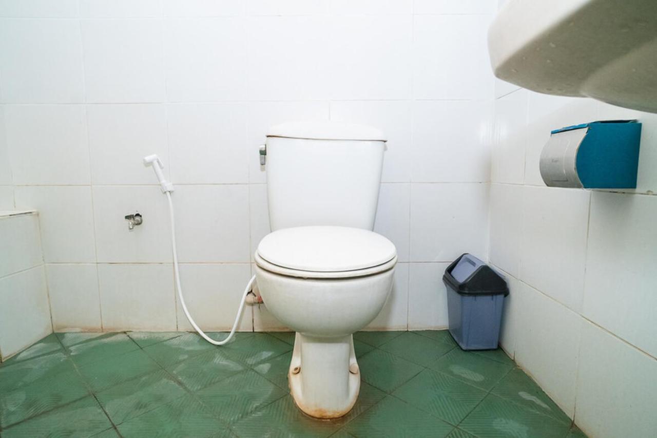 Reddoorz Near Kampus 3 Uty Yogyakarta Hotel Ngoại thất bức ảnh
