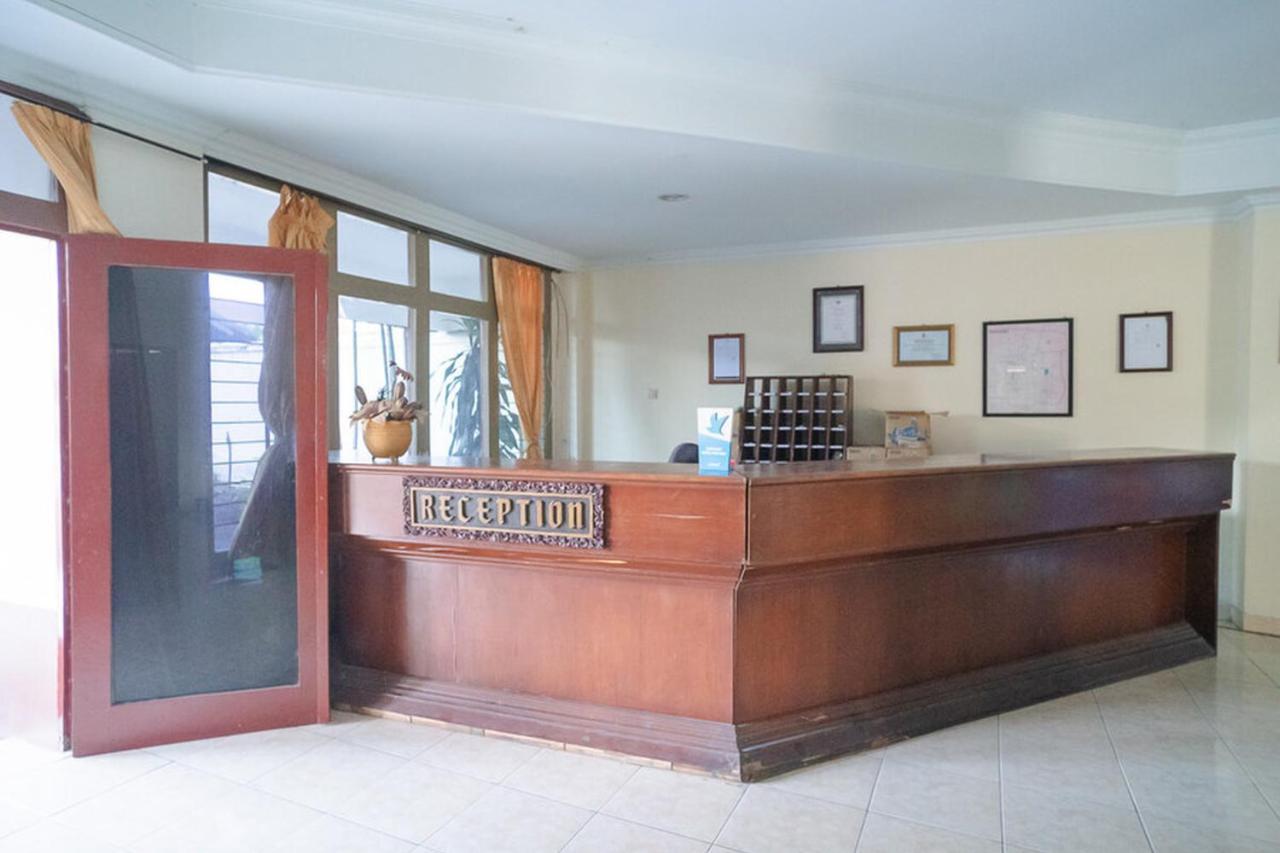 Reddoorz Near Kampus 3 Uty Yogyakarta Hotel Ngoại thất bức ảnh