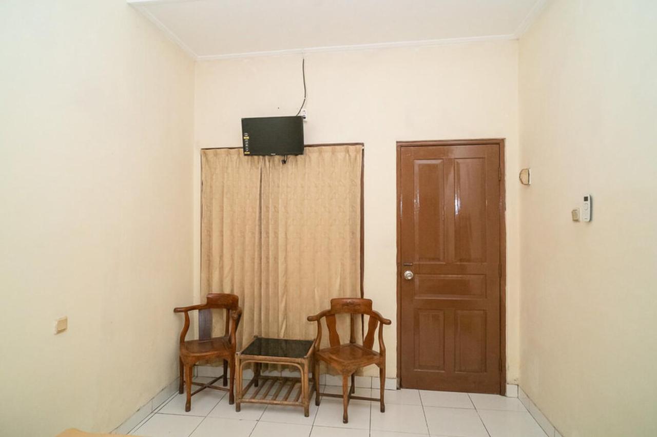 Reddoorz Near Kampus 3 Uty Yogyakarta Hotel Ngoại thất bức ảnh