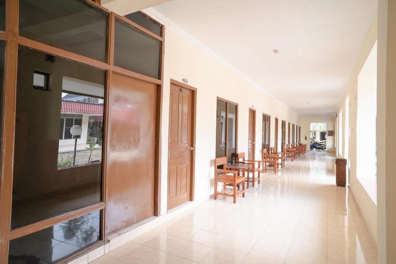 Reddoorz Near Kampus 3 Uty Yogyakarta Hotel Ngoại thất bức ảnh